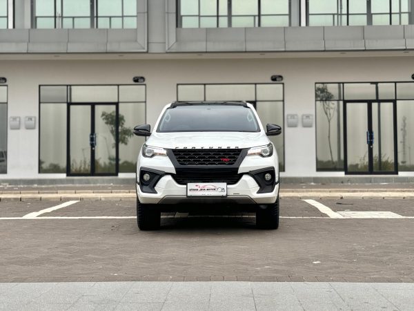 FORTUNER 2.4 VRZ TRD AT PUTIH 2019