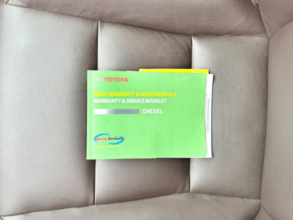 FORTUNER 2.4 VRZ TRD AT PUTIH 2019 - Gambar 16