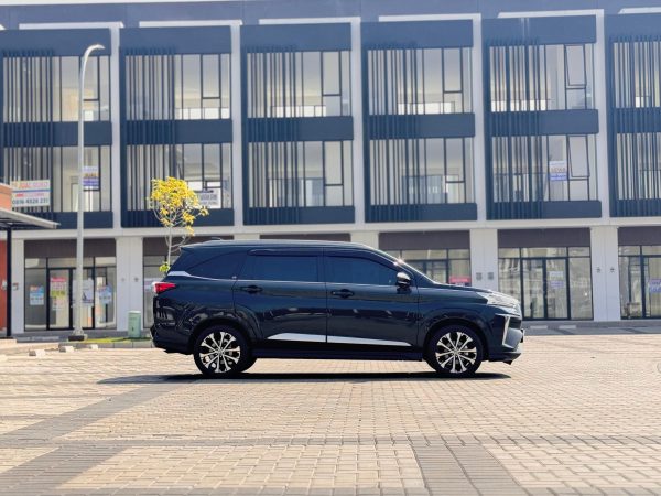 AVANZA VELOZ 1.5 Q AT HITAM 2023 - Gambar 6