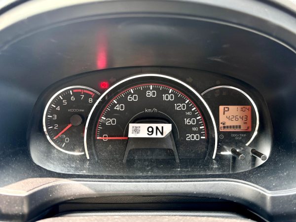 AYLA 1.2 R DELUXE AT KUNING 2022 - Gambar 8