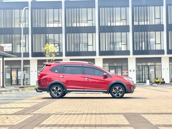 BRV E PRESTIGE CVT MERAH 2016 - Gambar 5