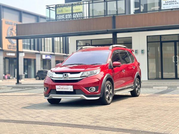 BRV E PRESTIGE CVT MERAH 2016 - Gambar 2