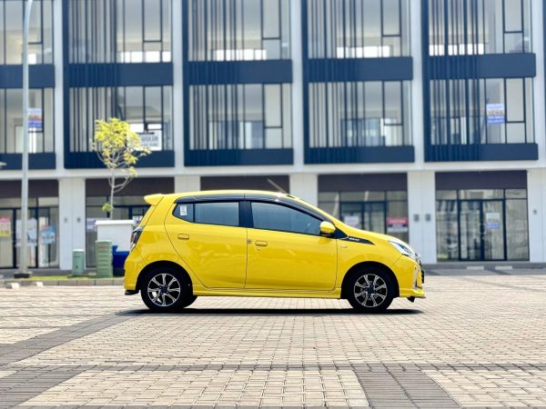 AYLA 1.2 R DELUXE AT KUNING 2022 - Gambar 6