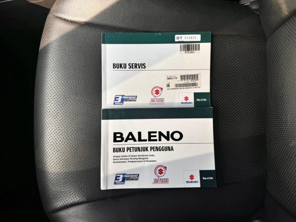 BALENO HB AT HITAM 2021 - Gambar 15