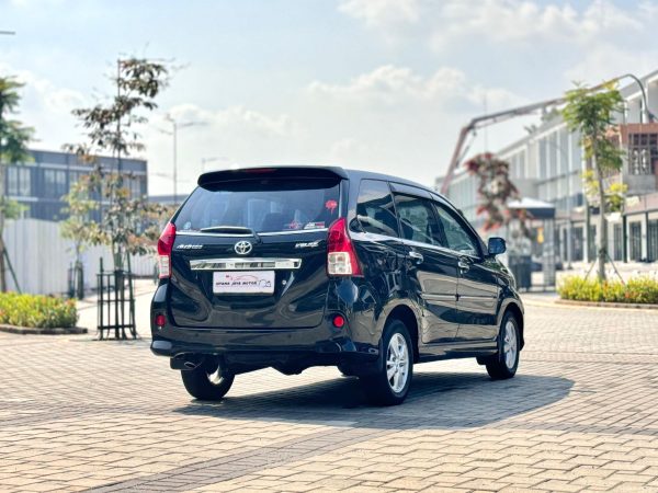AVANZA VELOZ 1.5 MT HITAM 2013 - Gambar 7