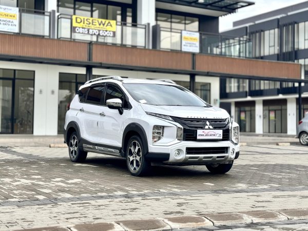 XPANDER CROSS PREMIUM AT PUTIH 2021 - Gambar 3