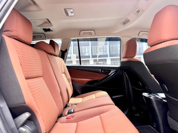 INNOVA 2.4 G DIESEL AT SILVER 2020 - Gambar 10