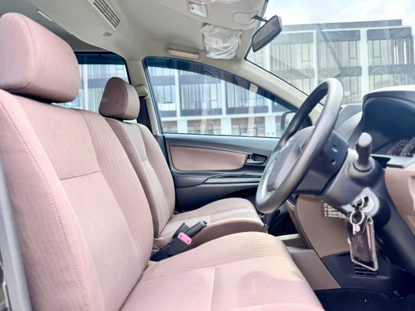 AVANZA 1.3 E AT HITAM 2018 - Gambar 10