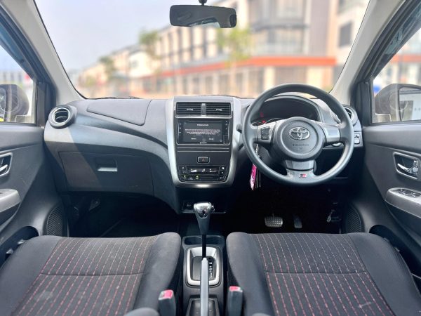 AGYA 1.2 GR SPORT AT KUNING 2022 - Gambar 9
