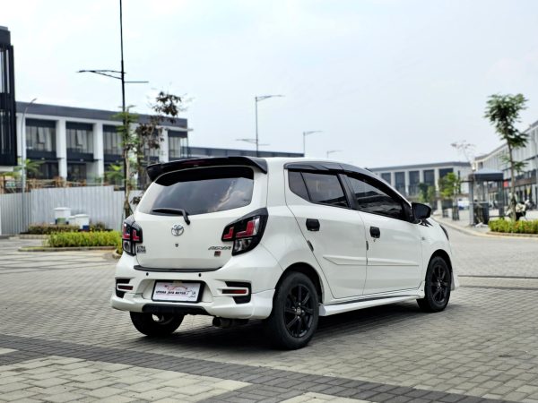 AGYA 1.2 GR SPORT AT PUTIH 2022 - Gambar 6