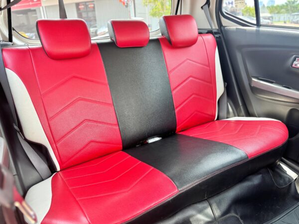 AGYA 1.2 GR SPORT AT PUTIH 2022 - Gambar 13