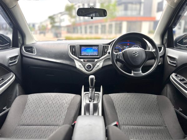BALENO HB AT PUTIH 2019 - Gambar 10