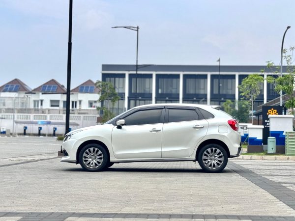 BALENO HB AT PUTIH 2019 - Gambar 7