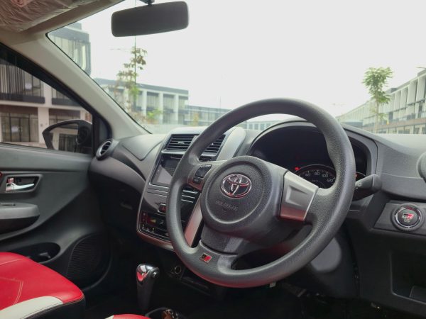 AGYA 1.2 GR SPORT AT PUTIH 2022 - Gambar 11