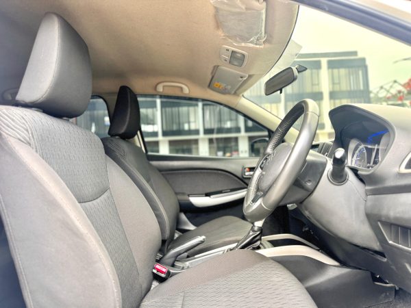 BALENO HB AT PUTIH 2019 - Gambar 11