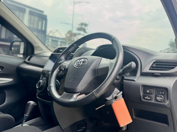 AVANZA VELOZ 1.5 AT SILVER 2018 - Gambar 11