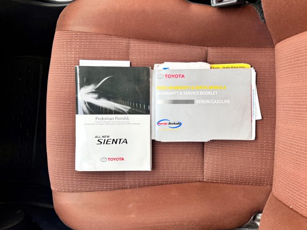 SIENTA Q AT PUTIH 2018 - Gambar 15