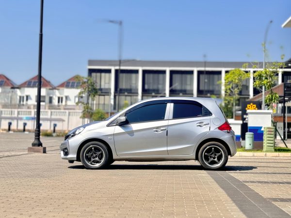BRIO E MT SILVER 2016 - Gambar 7