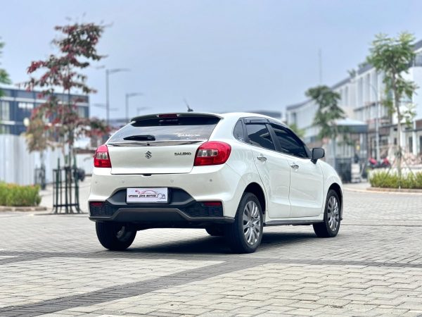 BALENO HB AT PUTIH 2019 - Gambar 5