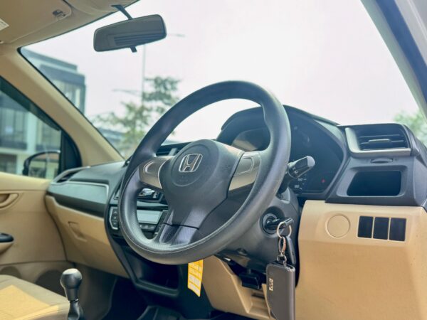 MOBILIO E MT PUTIH 2016 - Gambar 11