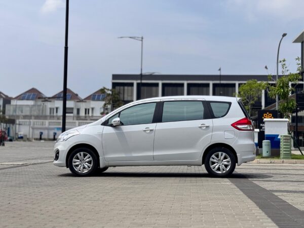 ERTIGA GX MT PUTIH 2018 - Gambar 7