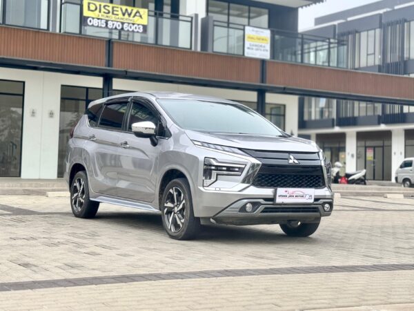 XPANDER ULTIMATE AT SILVER 2022 - Gambar 3