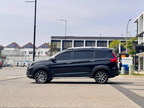 XL7 BETA AT HITAM 2022 - Gambar 6