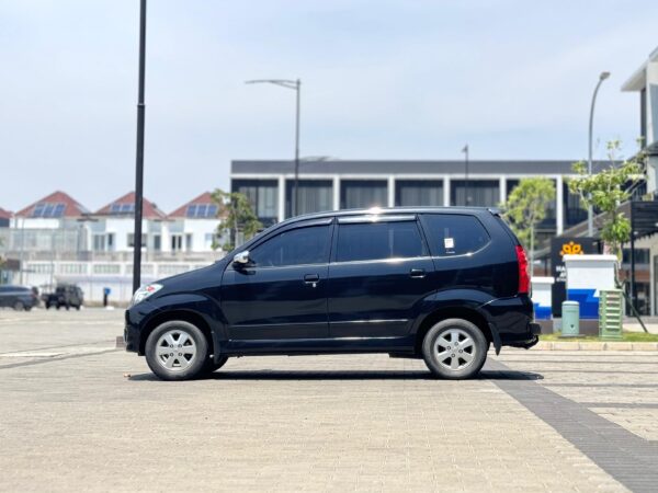AVANZA 1.3 G MT HITAM 2011 - Gambar 4
