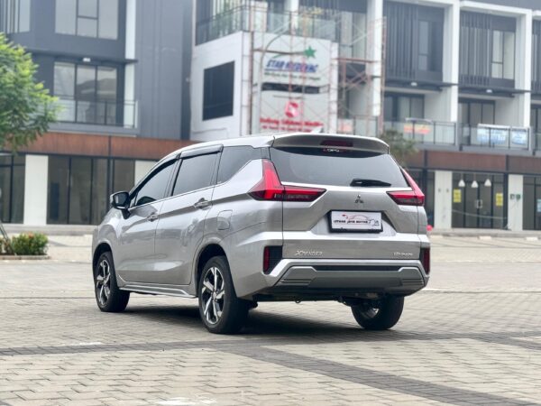 XPANDER ULTIMATE AT SILVER 2022 - Gambar 6