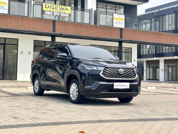 INNOVA ZENIX 2.0 G AT HITAM 2024 - Gambar 2