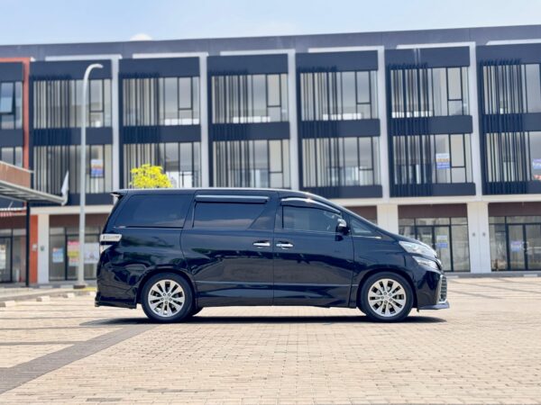 VELLFIRE 2.5 Z ALLES AT HITAM 2011 - Gambar 4