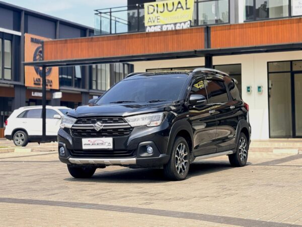 XL7 BETA AT HITAM 2022 - Gambar 2