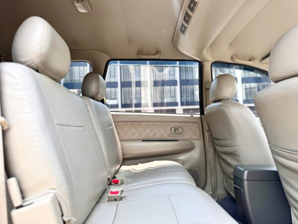 AVANZA 1.3 G MT HITAM 2011 - Gambar 13