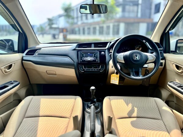 MOBILIO E MT PUTIH 2016 - Gambar 9