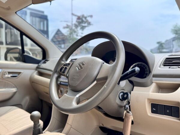 ERTIGA GX MT PUTIH 2018 - Gambar 9