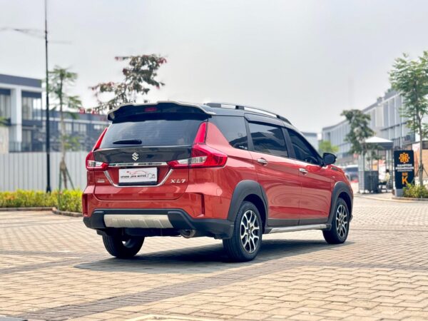 XL7 ALPHA AT ORANGE 2020 - Gambar 5
