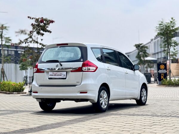 ERTIGA GX MT PUTIH 2018 - Gambar 5