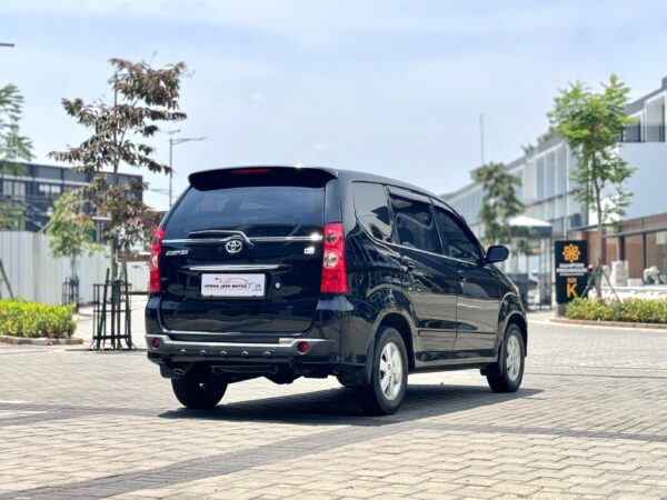 AVANZA 1.3 G MT HITAM 2011 - Gambar 6