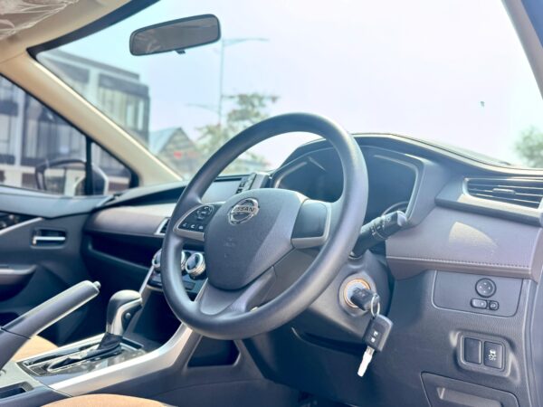 LIVINA VE AT SILVER 2019 - Gambar 10