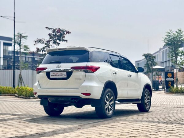 FORTUNER 2.4 VRZ AT PUTIH 2016 - Gambar 6