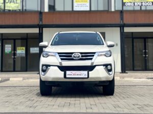 FORTUNER 2.4 VRZ AT PUTIH 2016