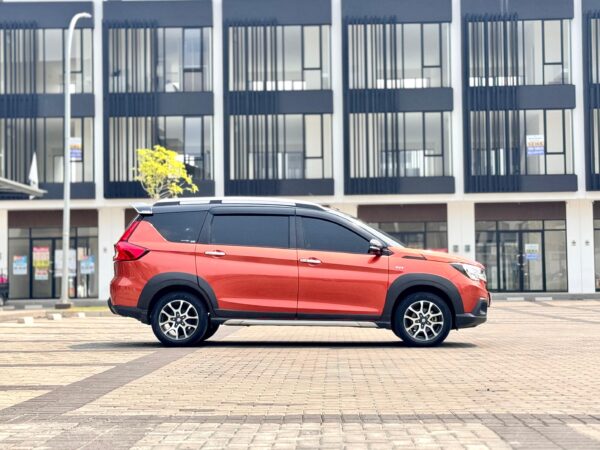 XL7 ALPHA AT ORANGE 2020 - Gambar 7