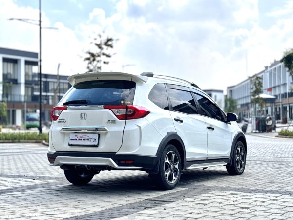 BRV E PRESTIGE AT PUTIH 2018 - Gambar 5