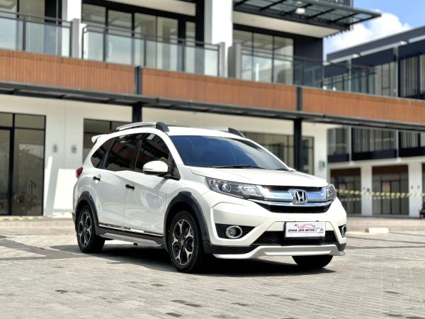 BRV E PRESTIGE AT PUTIH 2018 - Gambar 2