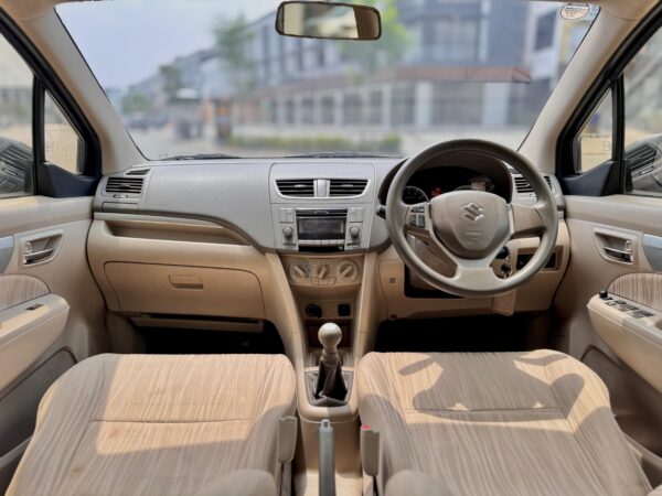 ERTIGA GX MT PUTIH 2018 - Gambar 10