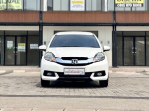 MOBILIO E MT PUTIH 2016