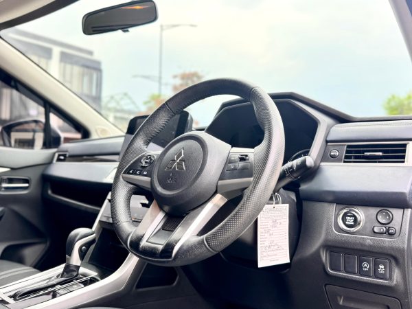 XPANDER CROSS PREMIUM AT ABU 2021 - Gambar 9