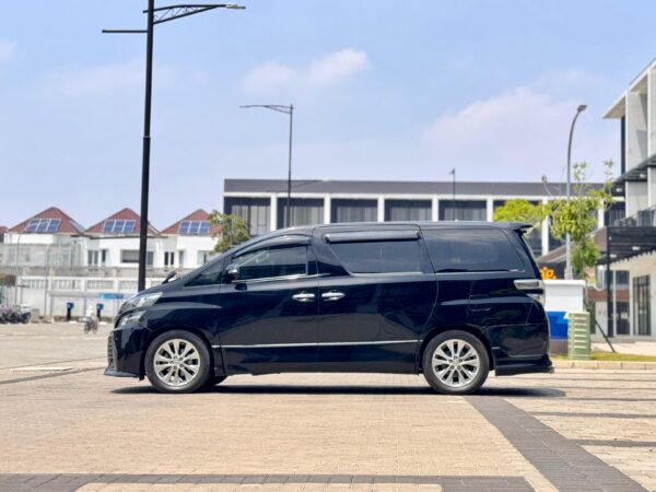 VELLFIRE 2.5 Z ALLES AT HITAM 2011 - Gambar 5
