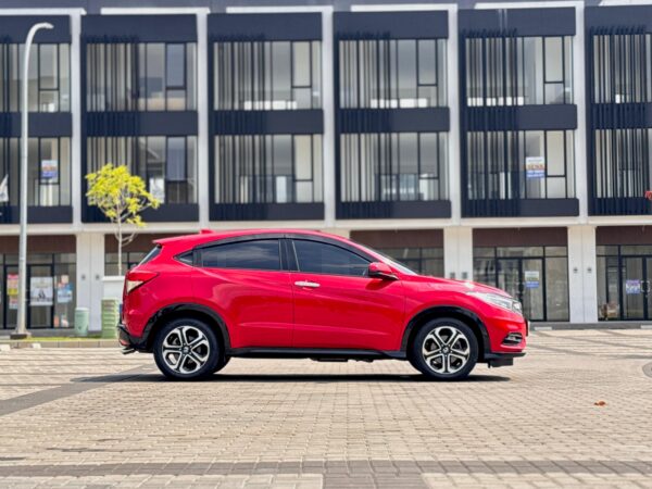 HRV SE AT MERAH 2018 - Gambar 7