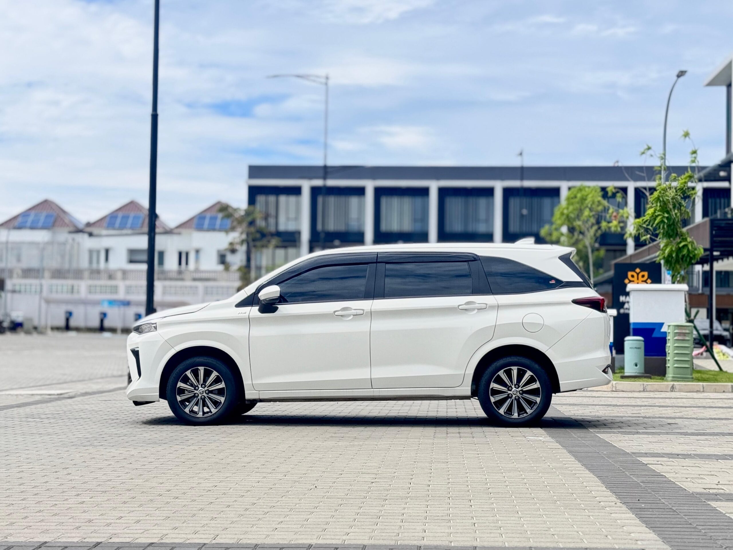 AVANZA G AT PUTIH 2023 - Gambar 4